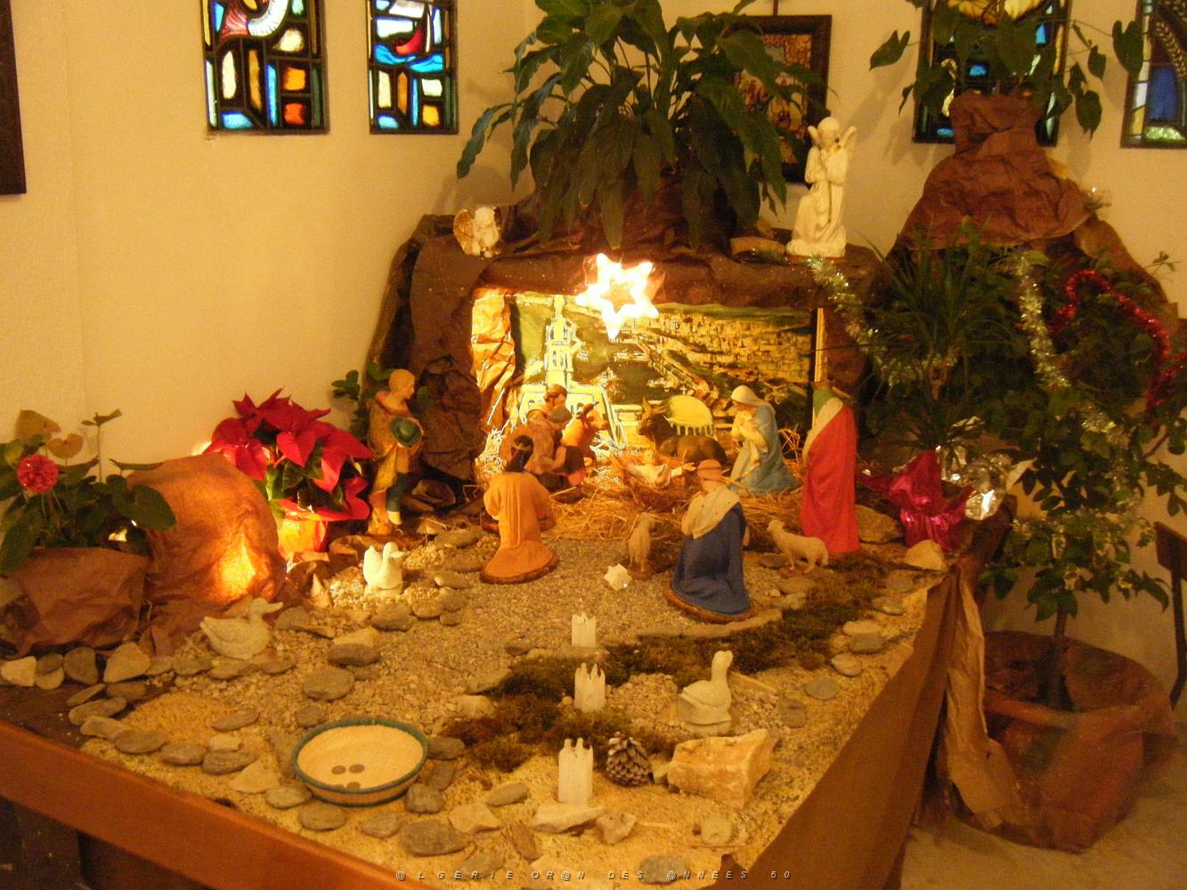 CRECHE DE NOEL 2010 A SANTACRUZ NIMES DE CHRISTIAN PASTOR   (3).jpg